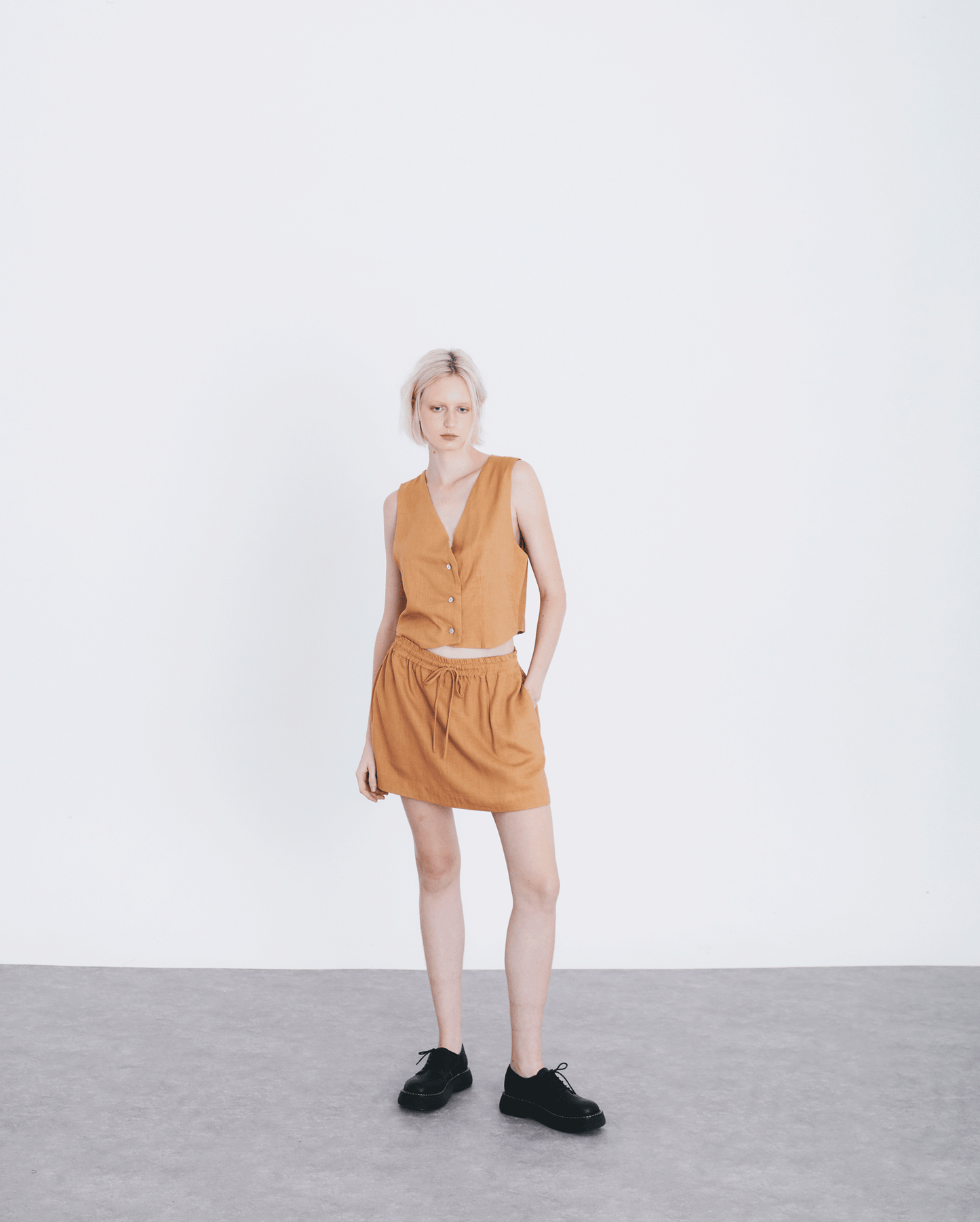 BEIGE SKIRT