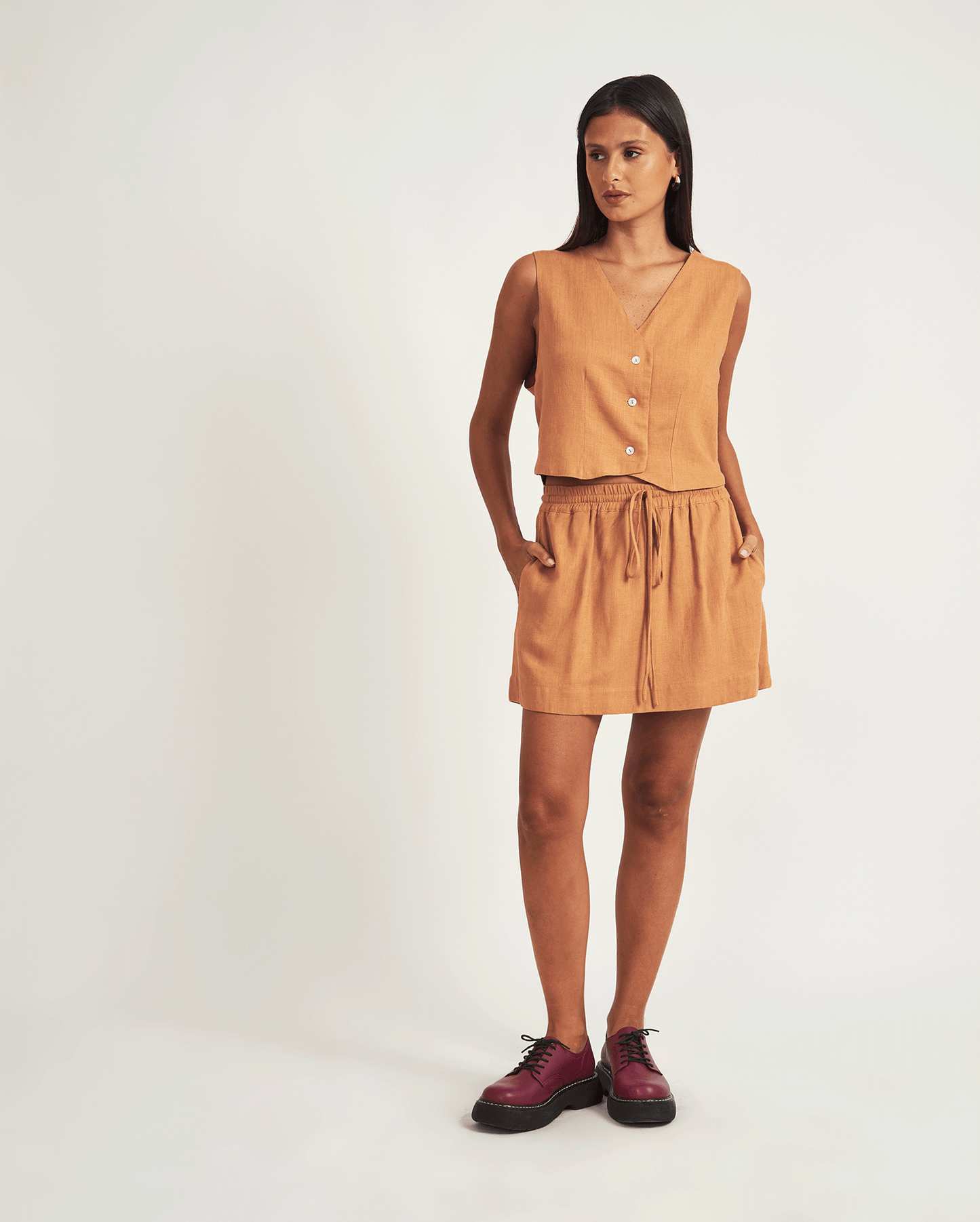 BEIGE SKIRT
