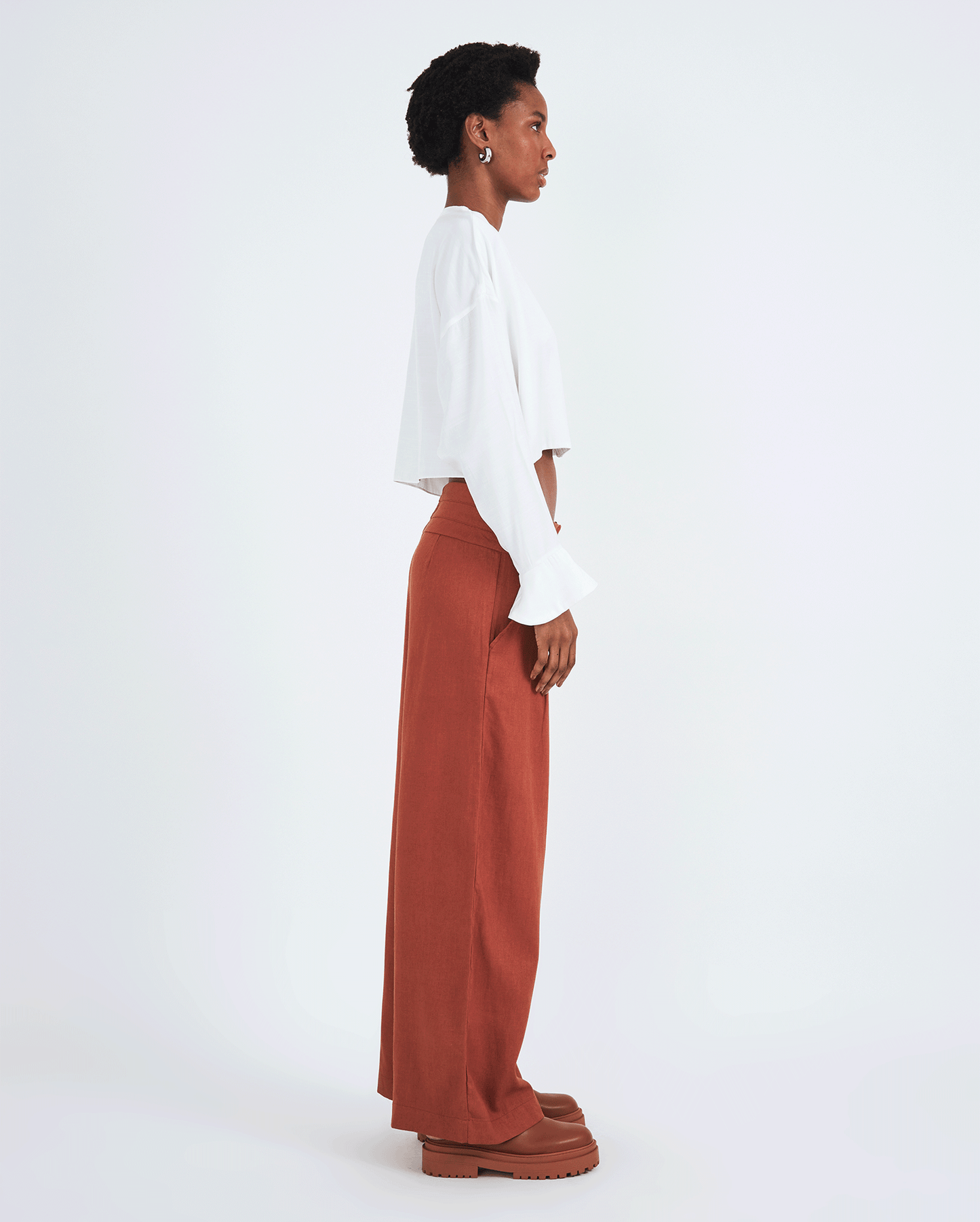 BROWN PANTS