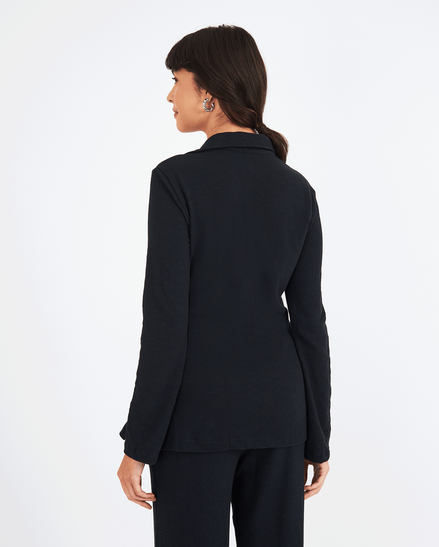 BLACK BLOUSE
