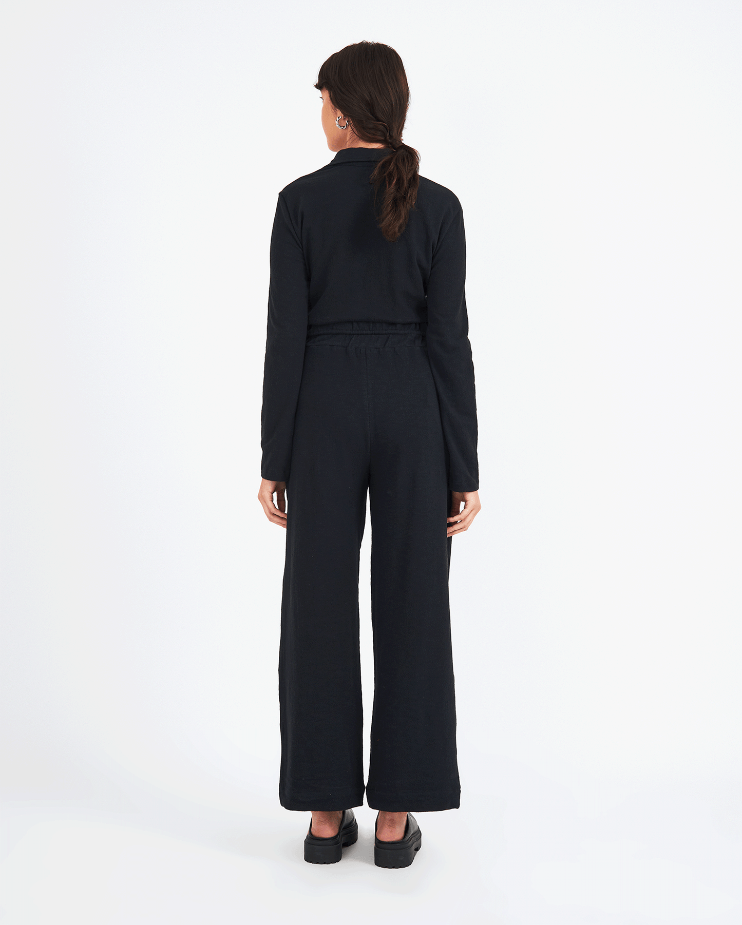 BLACK PANTS