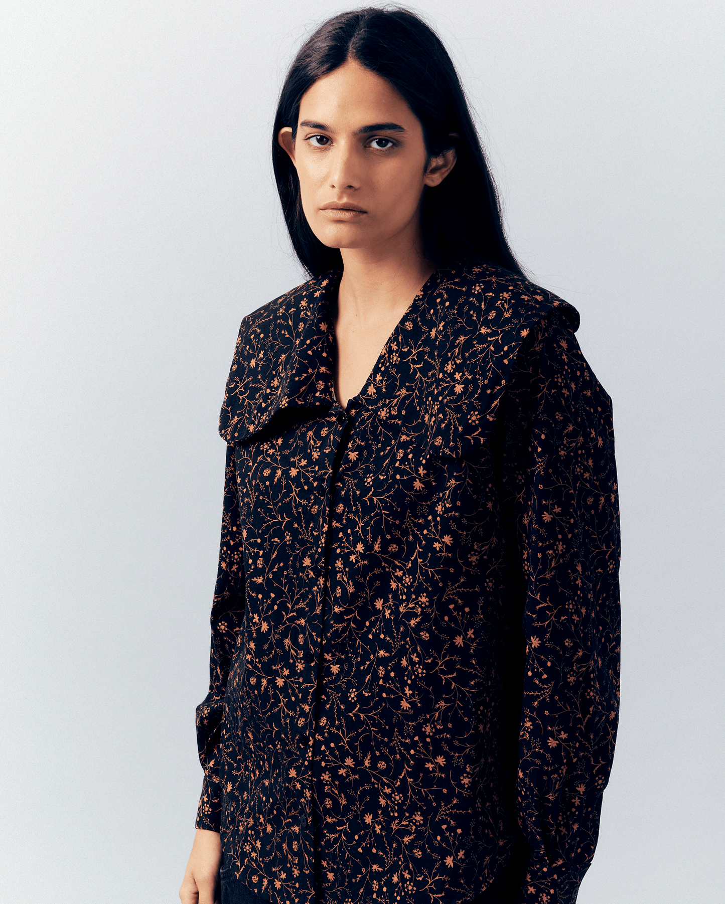 PRINTED COLLAR SHIRT