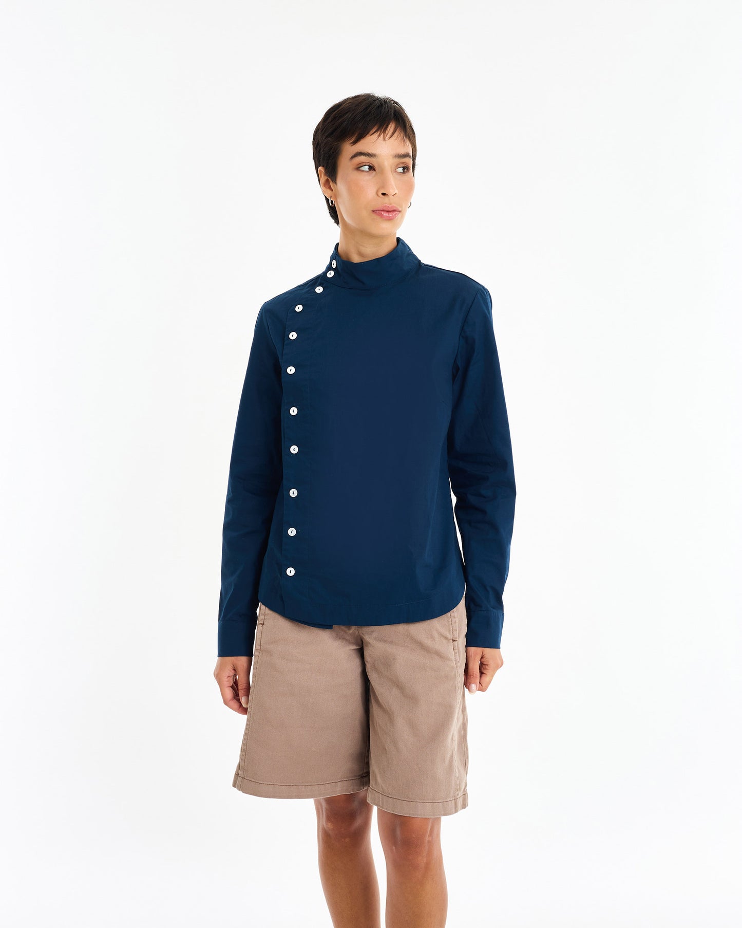 NAVY BLOUSE BUTTONS ANASTASIA