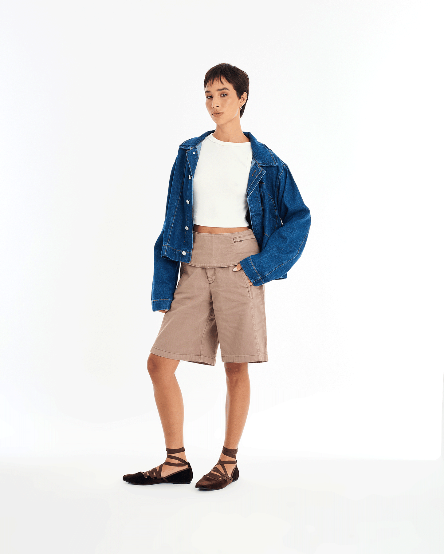 BROWN SHORTS