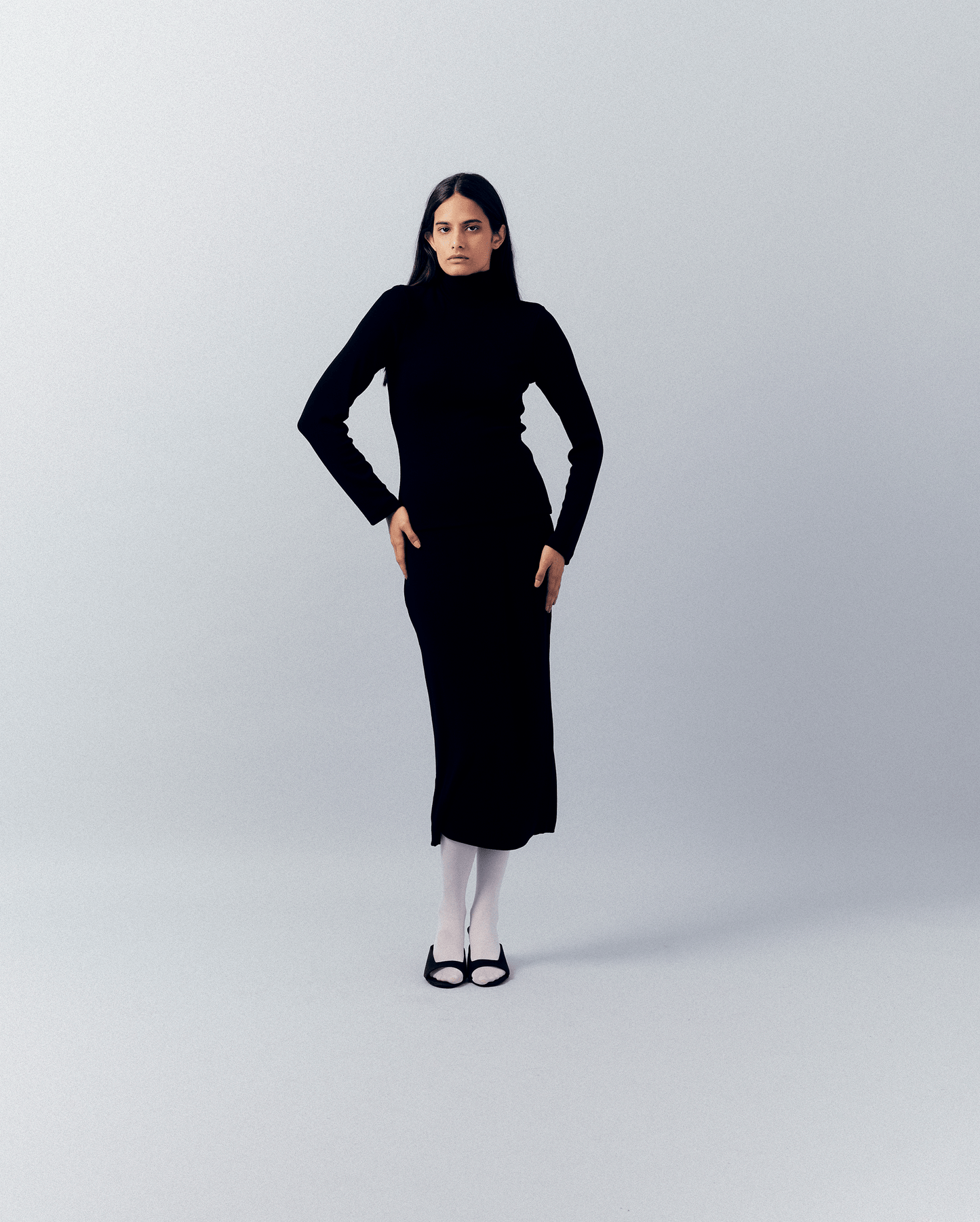 BLACK BLOUSE