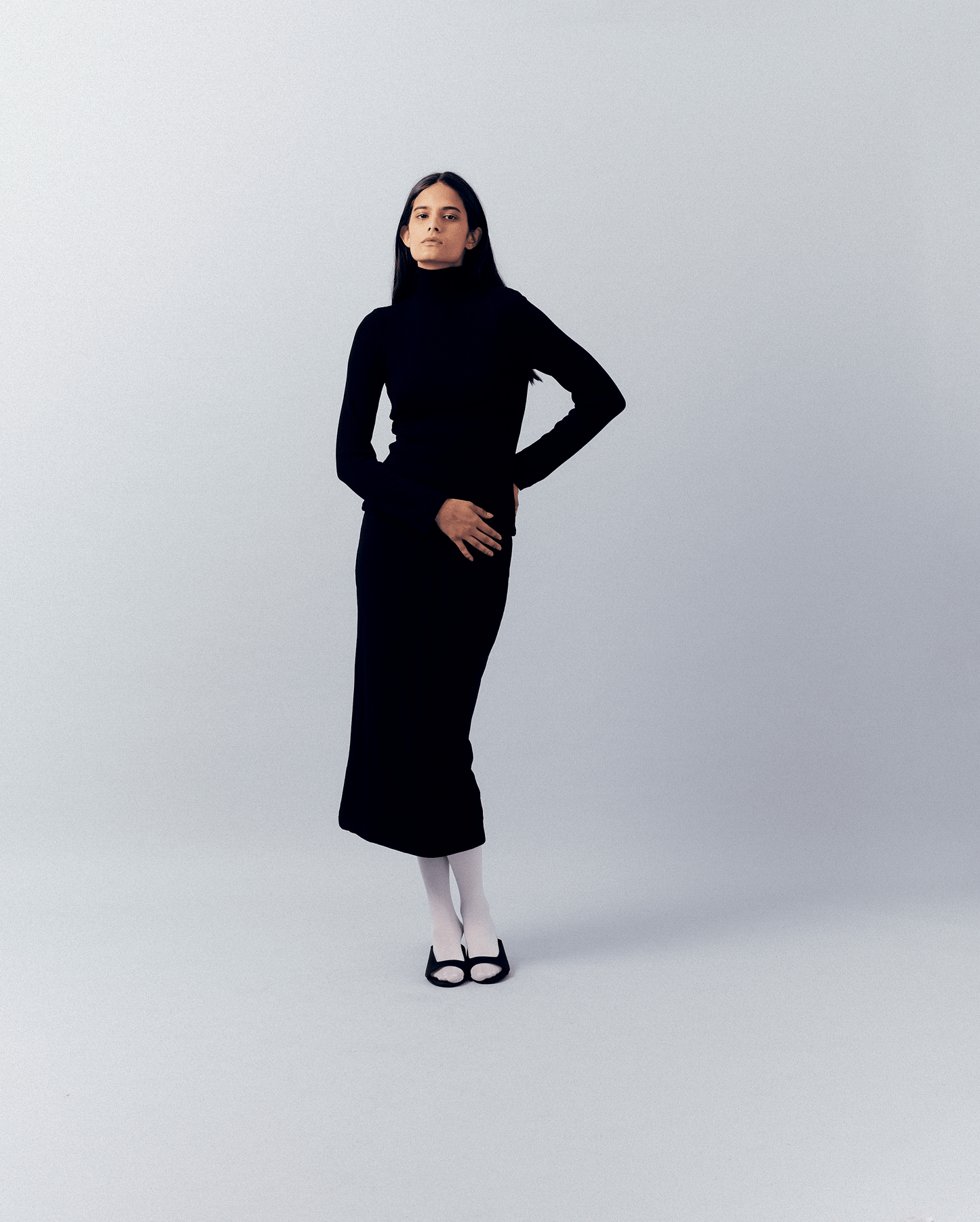 BLACK BLOUSE