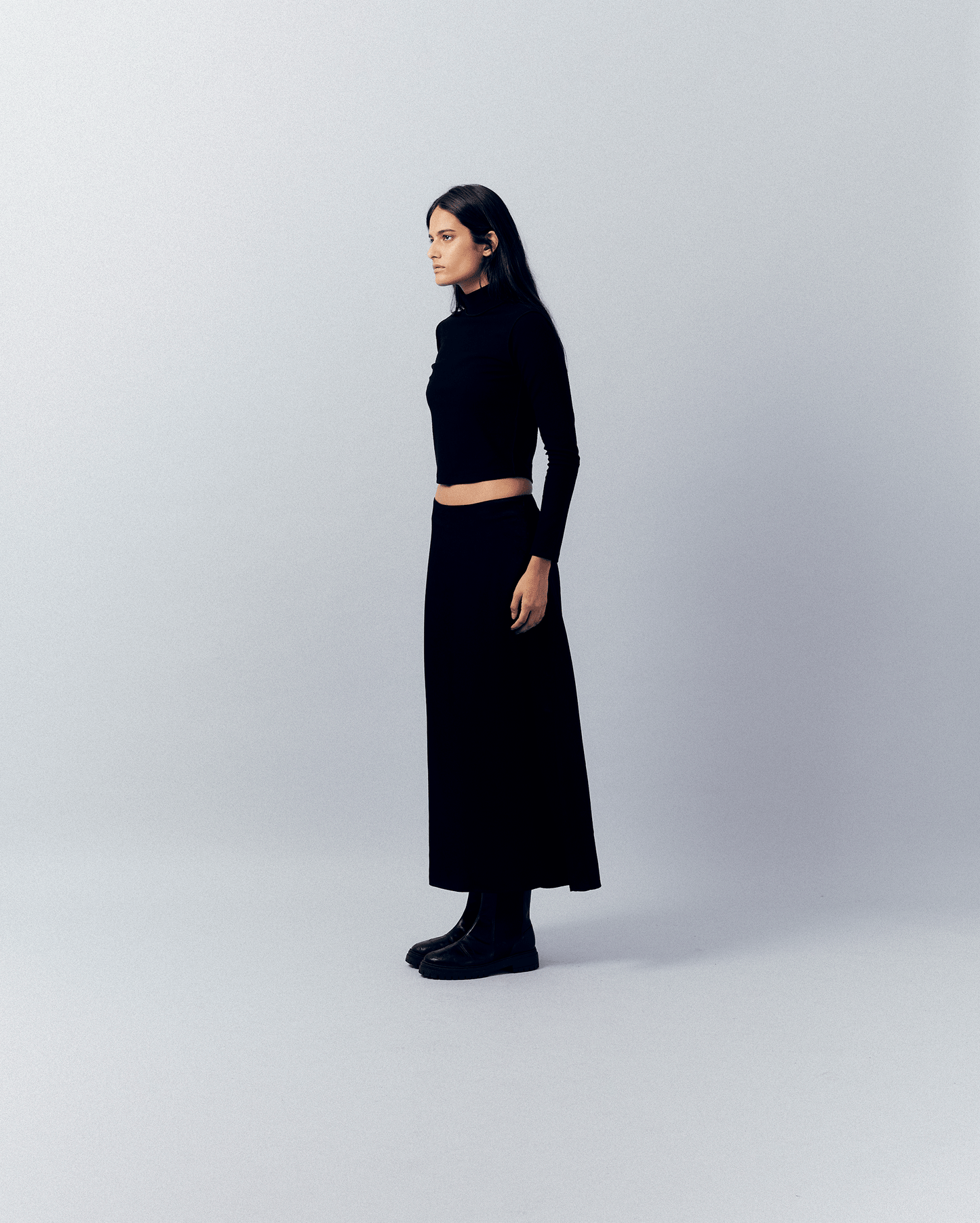 BLACK SKIRT