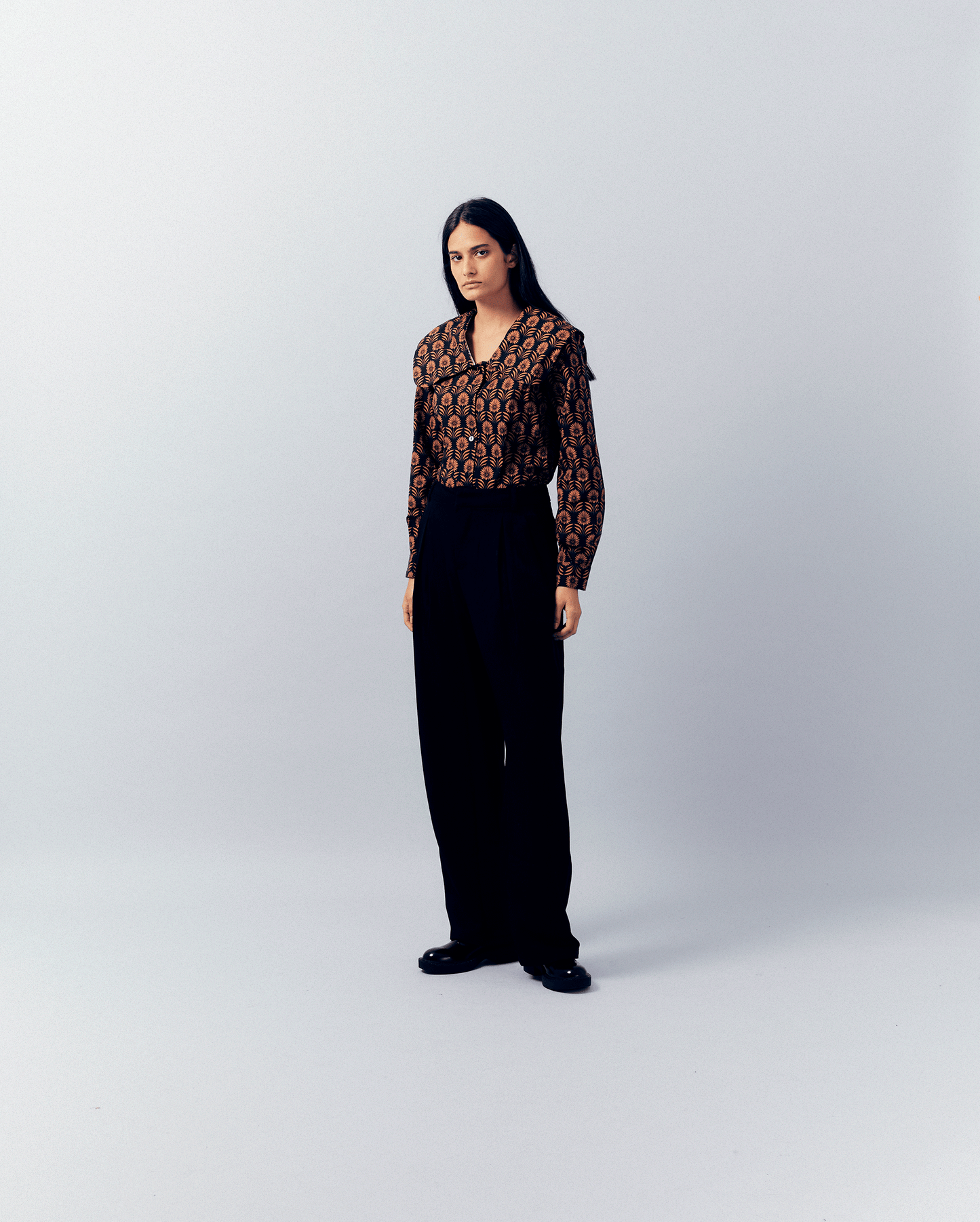 BLACK PANTS