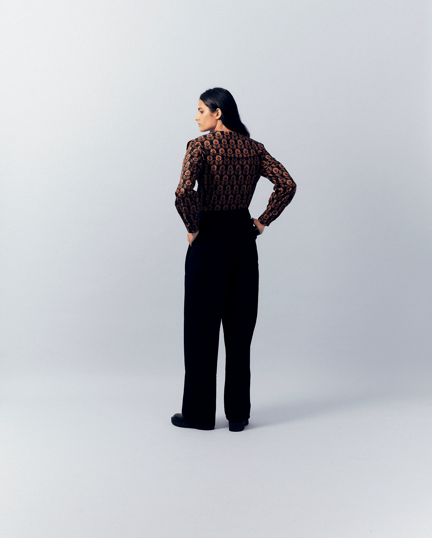 BLACK PANTS