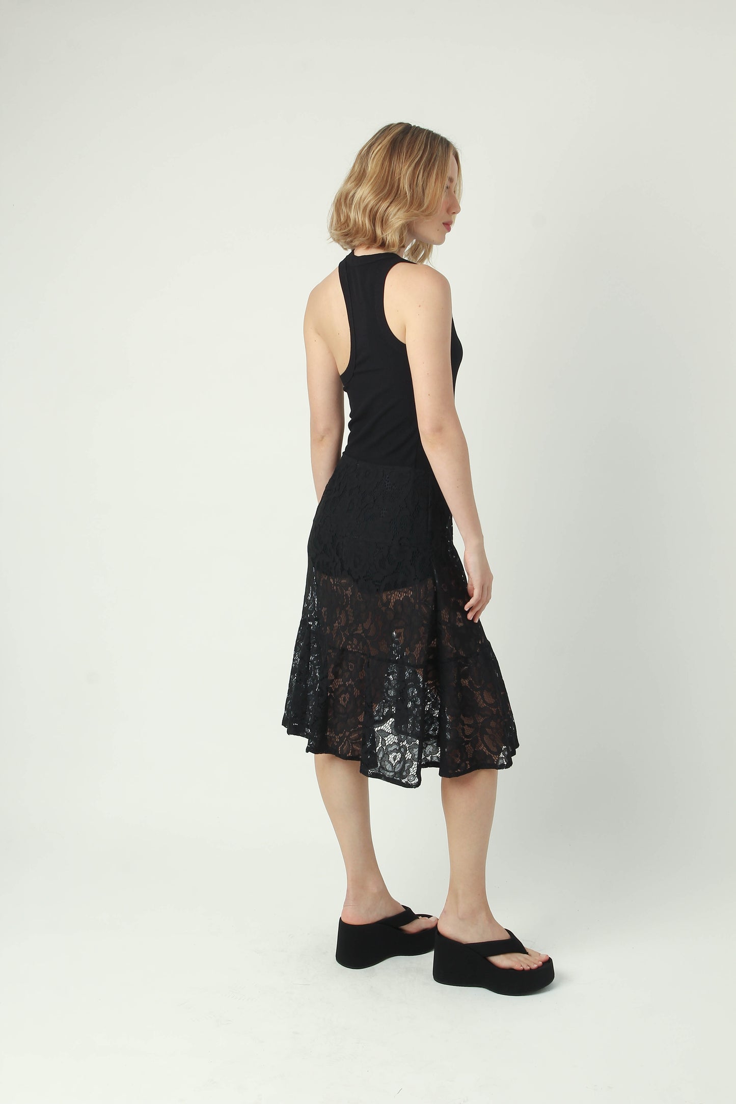 BLACK SKIRT