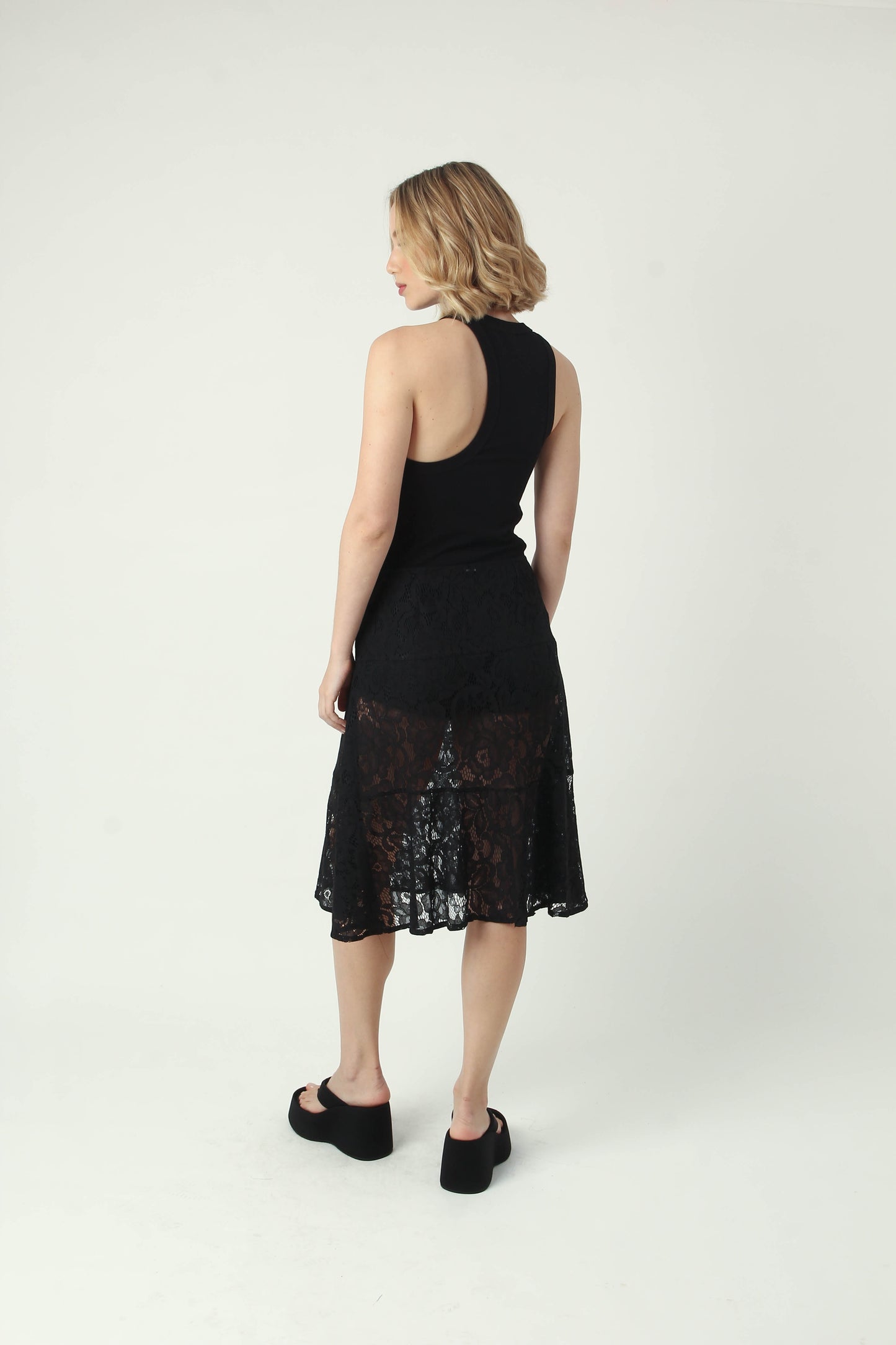 BLACK SKIRT