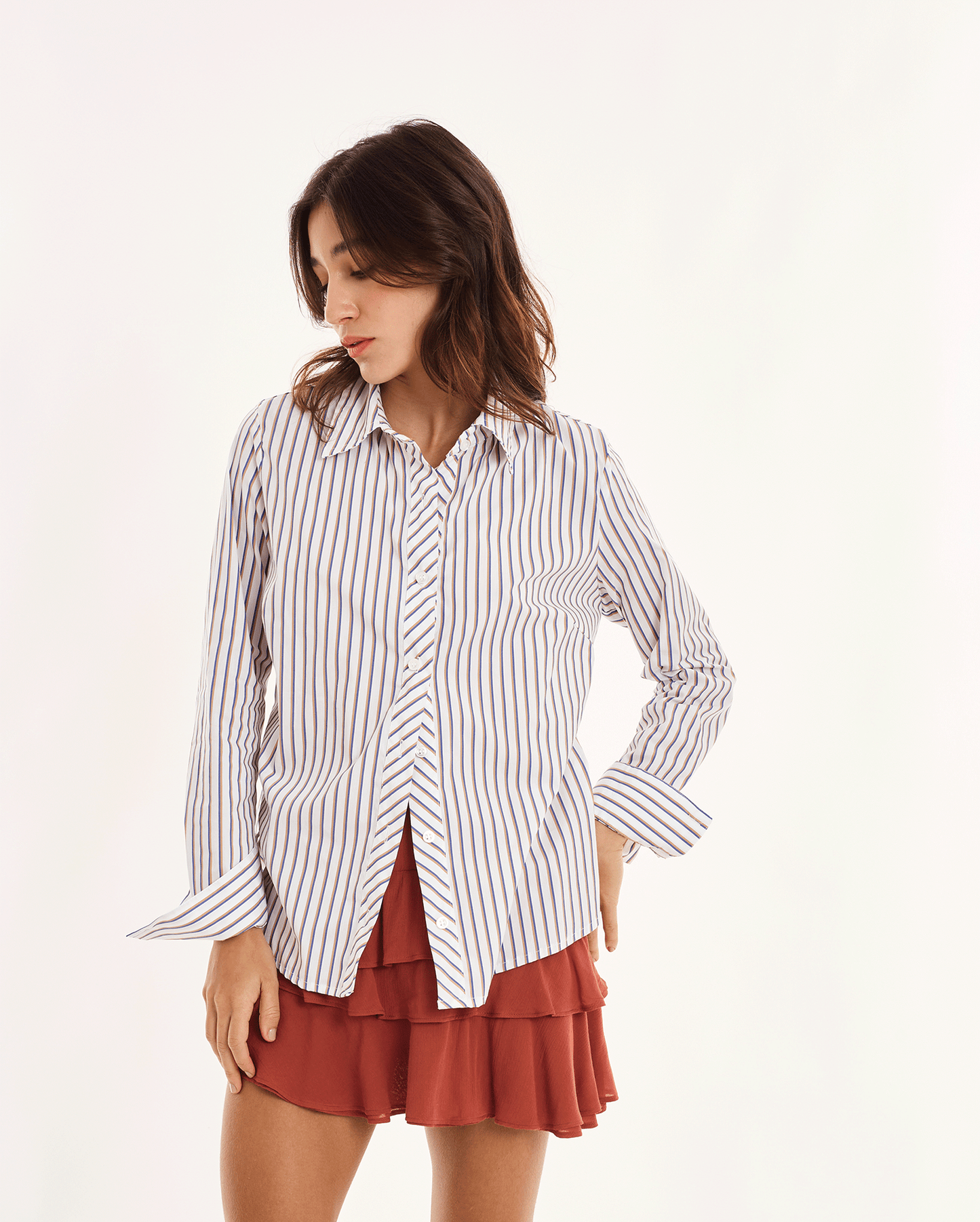 CAMISA AZUL Y BEIGE