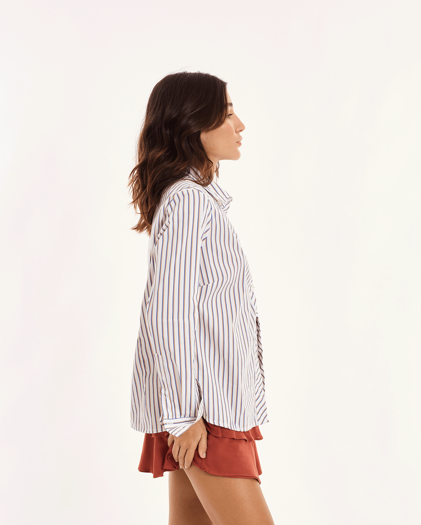 CAMISA AZUL Y BEIGE