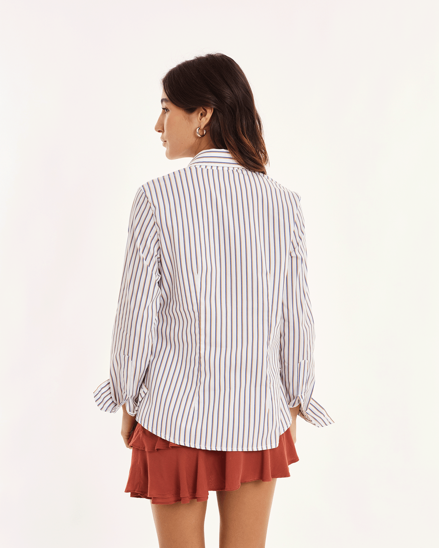 CAMISA AZUL Y BEIGE