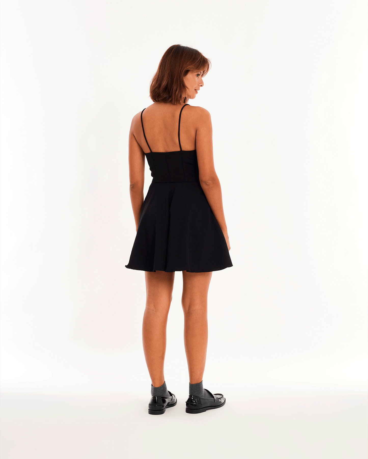 VESTIDO NEGRO