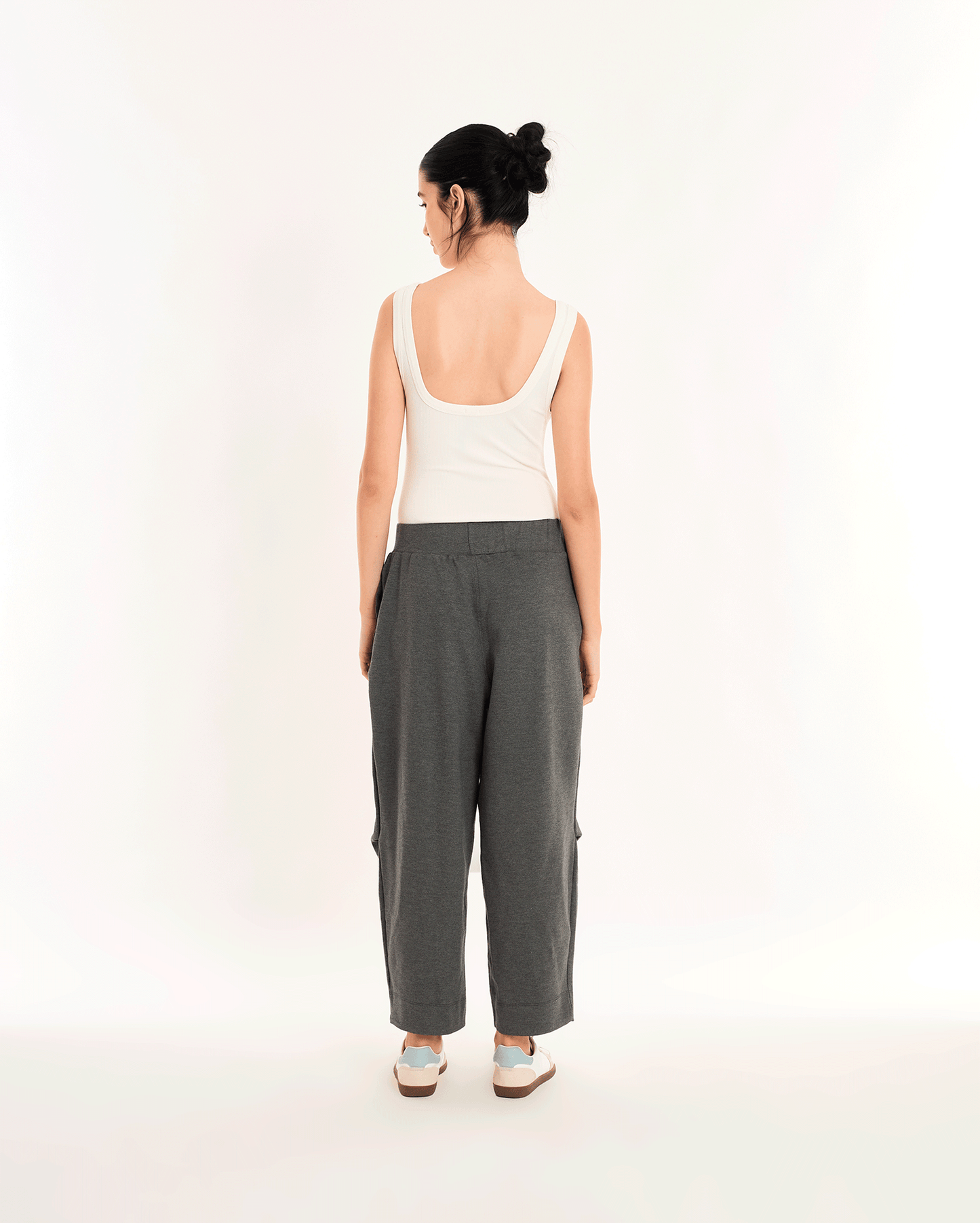 GREY PANTS