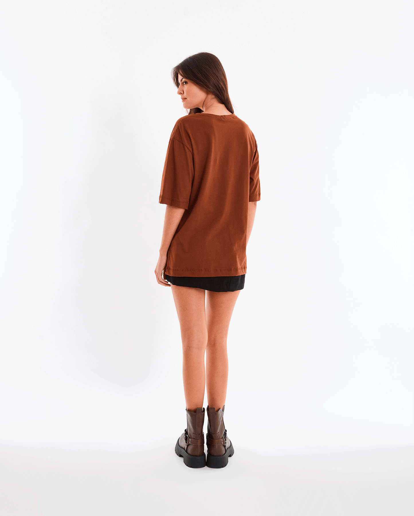 CAMISETA MARROM