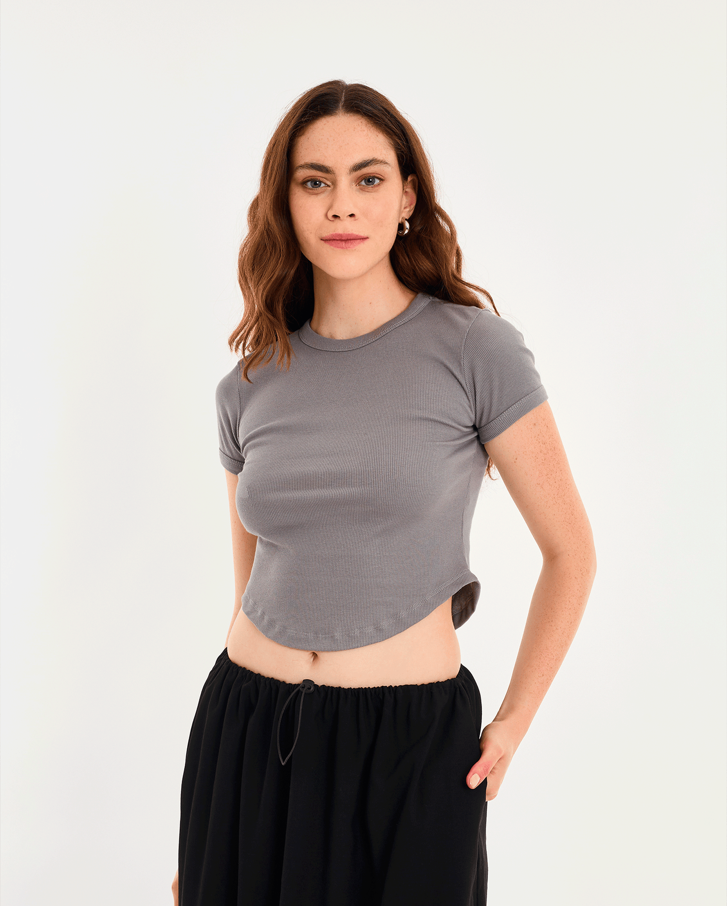 CAMISETA CINZA