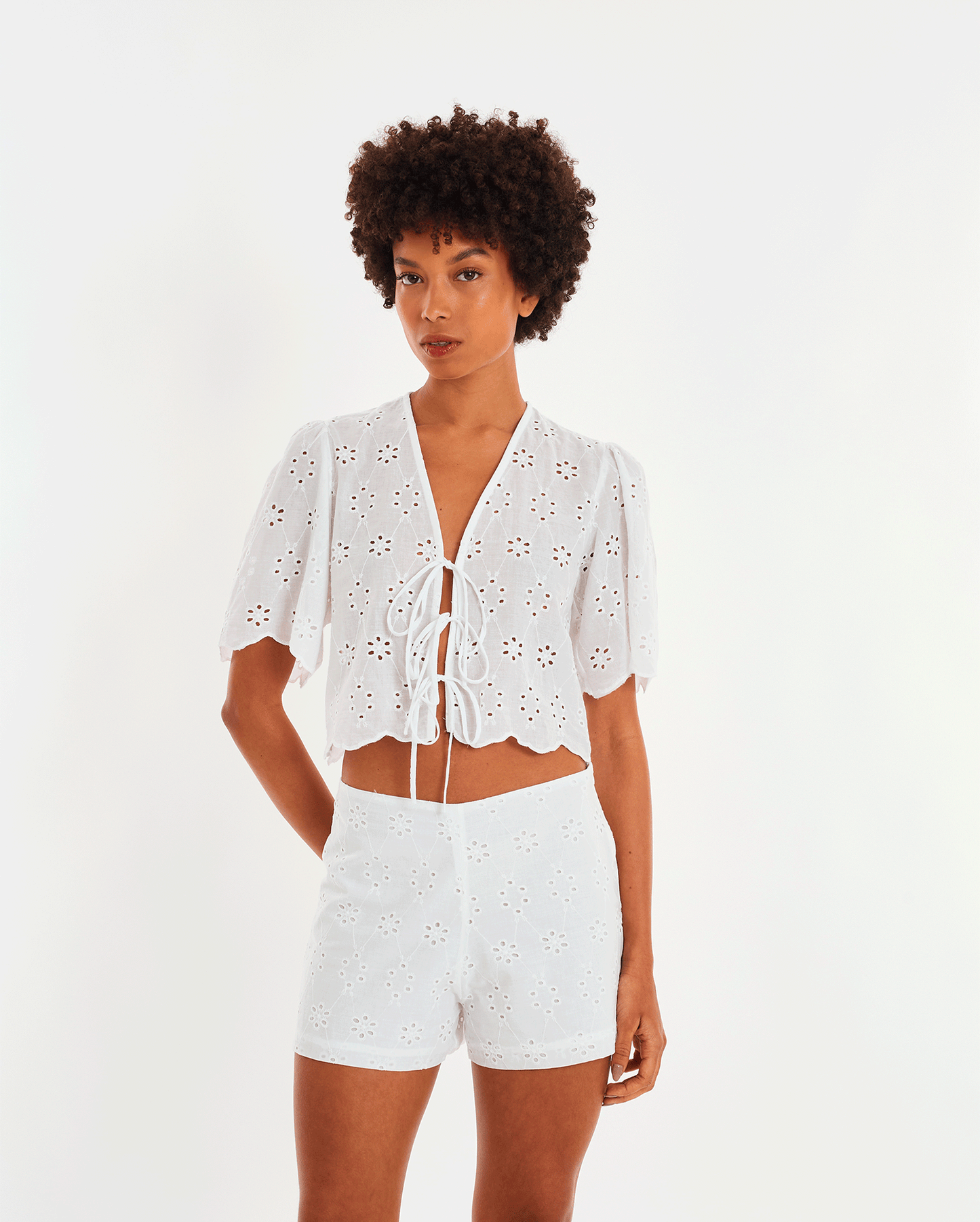 BLUSA BLANCA