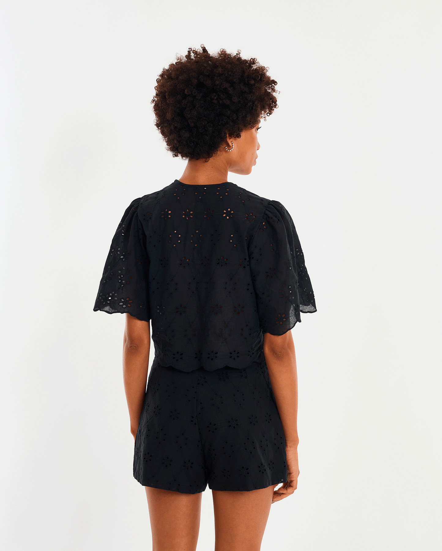 BLUSA NEGRA
