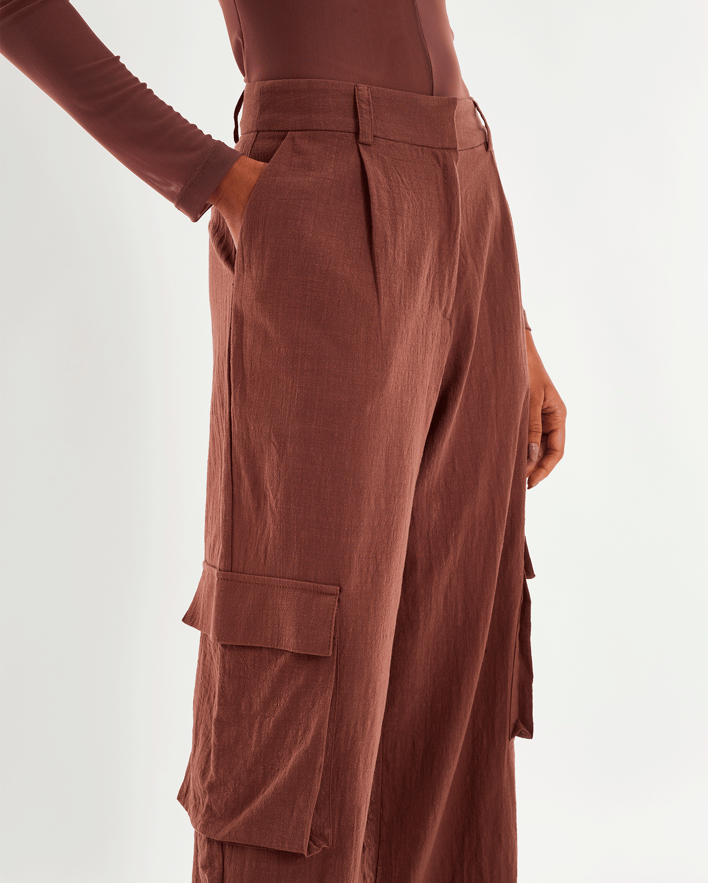 PANTALONES MARRONES