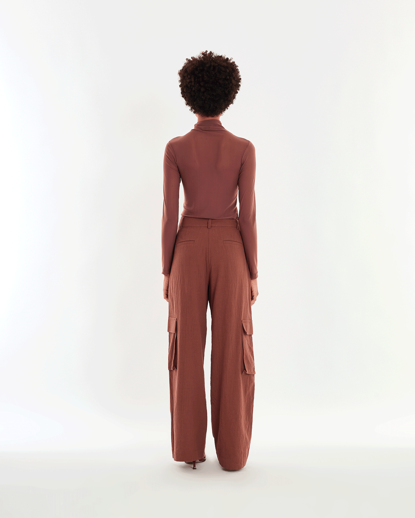 PANTALONES MARRONES