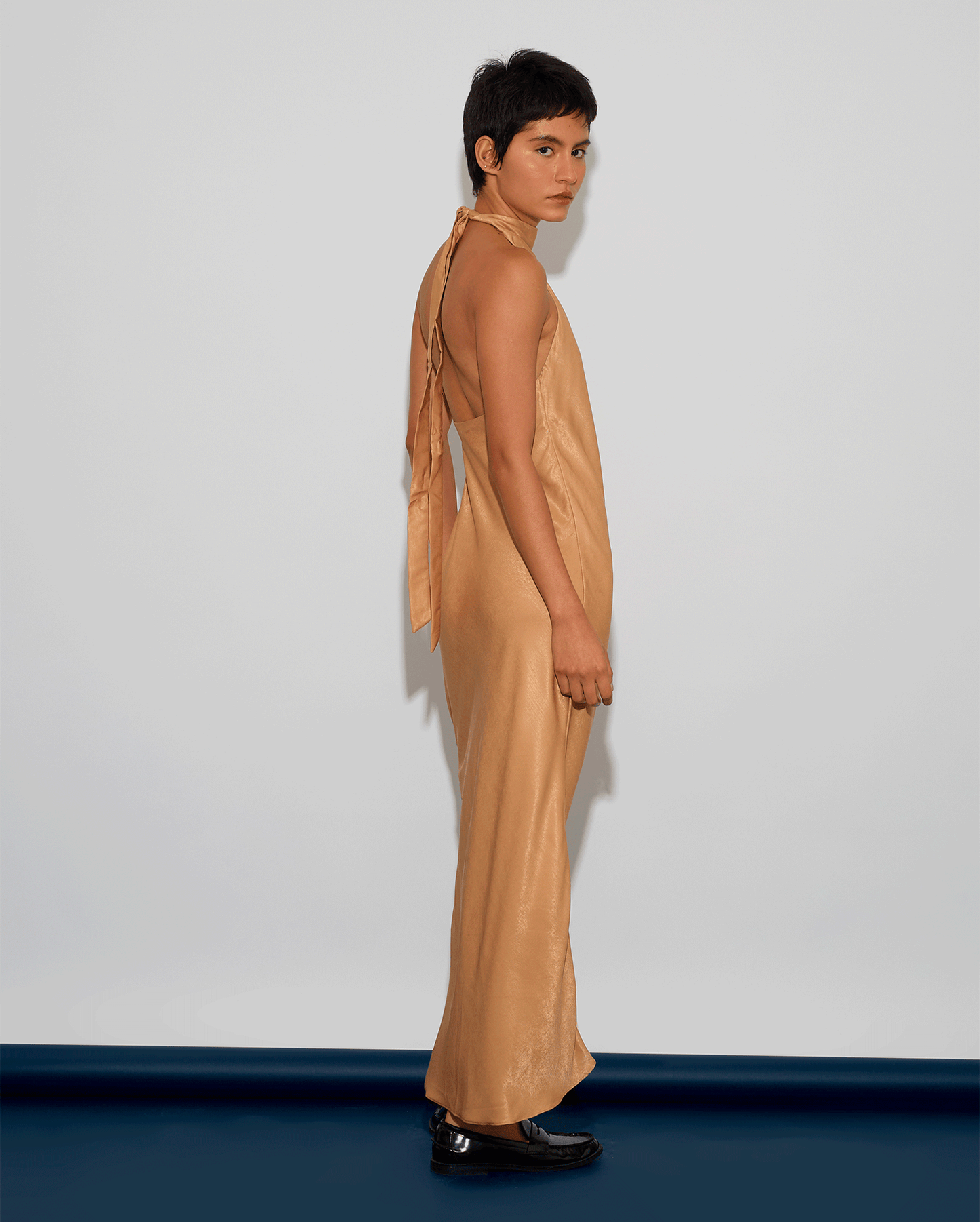 VESTIDO BEIGE