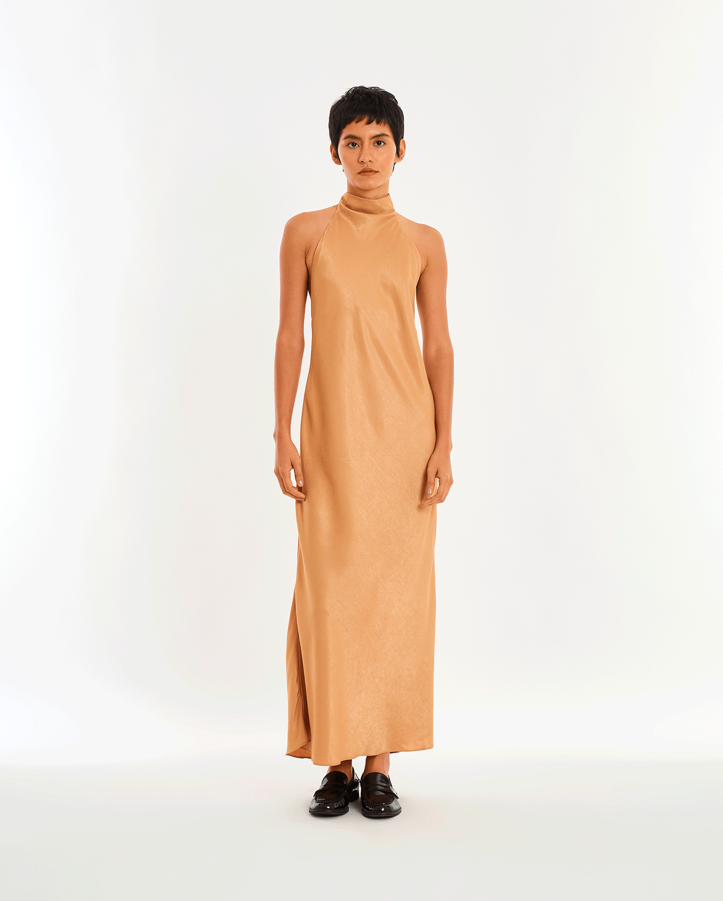 VESTIDO BEIGE