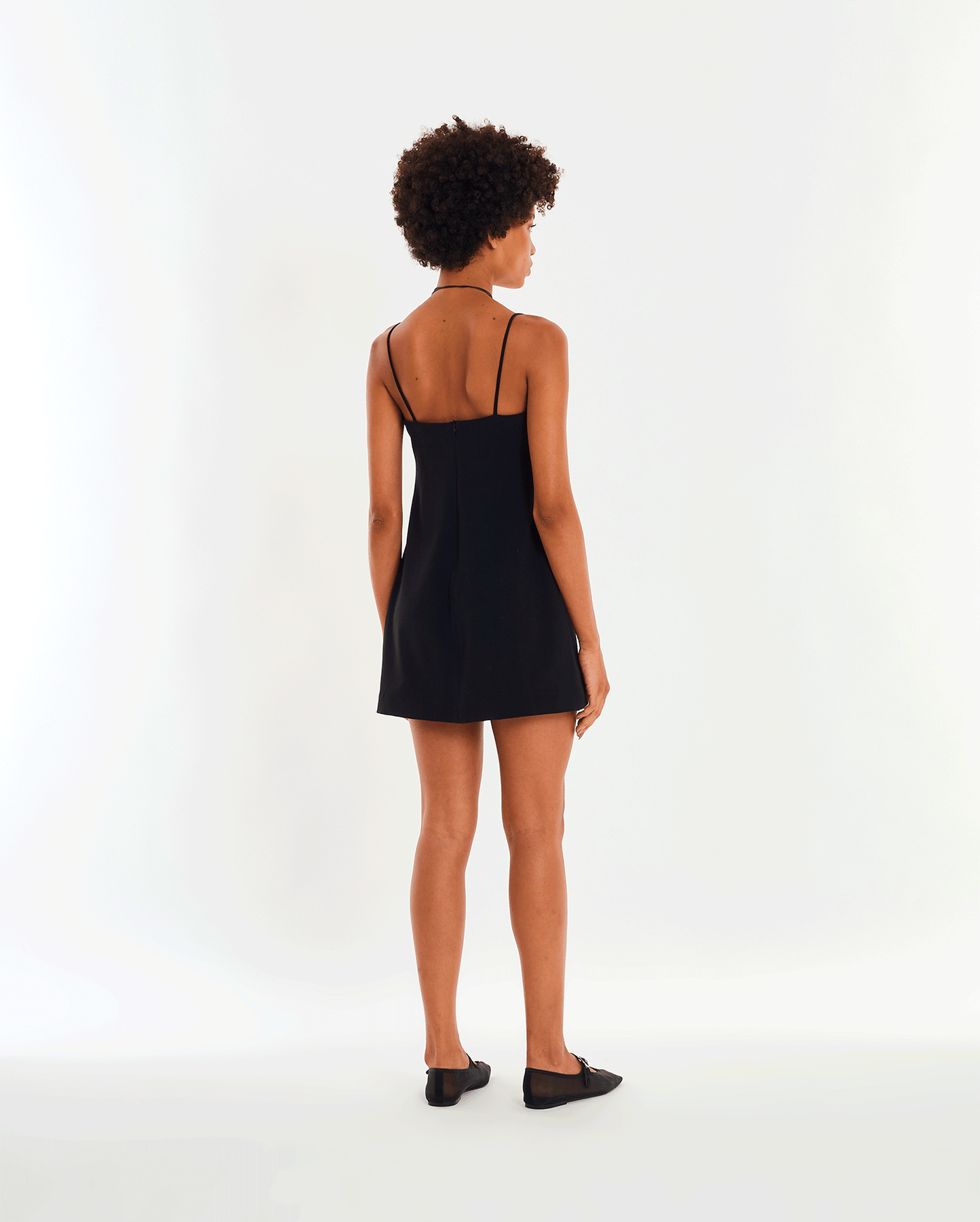 VESTIDO NEGRO