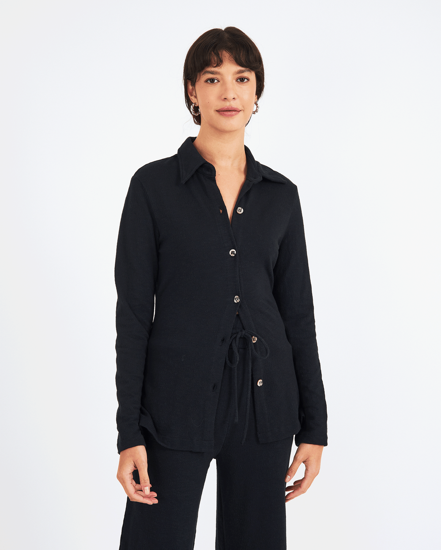 BLACK BLOUSE
