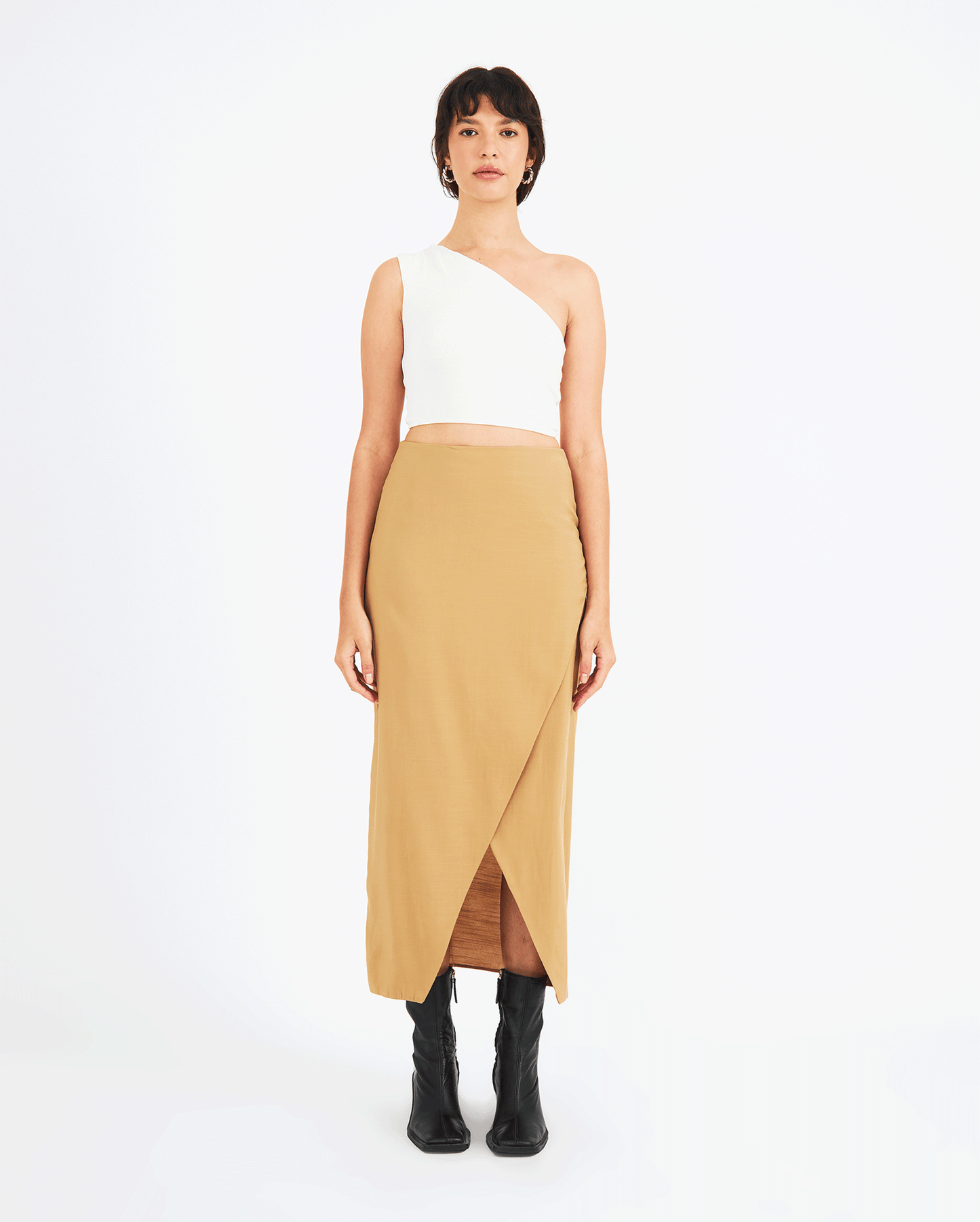 BEIGE SKIRT