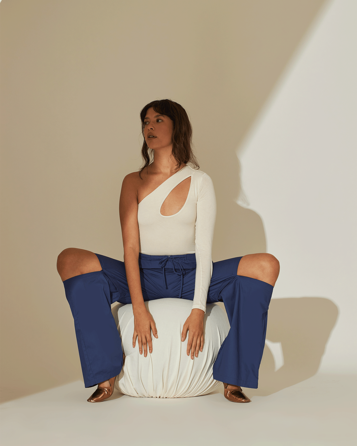 BLUE PANTS