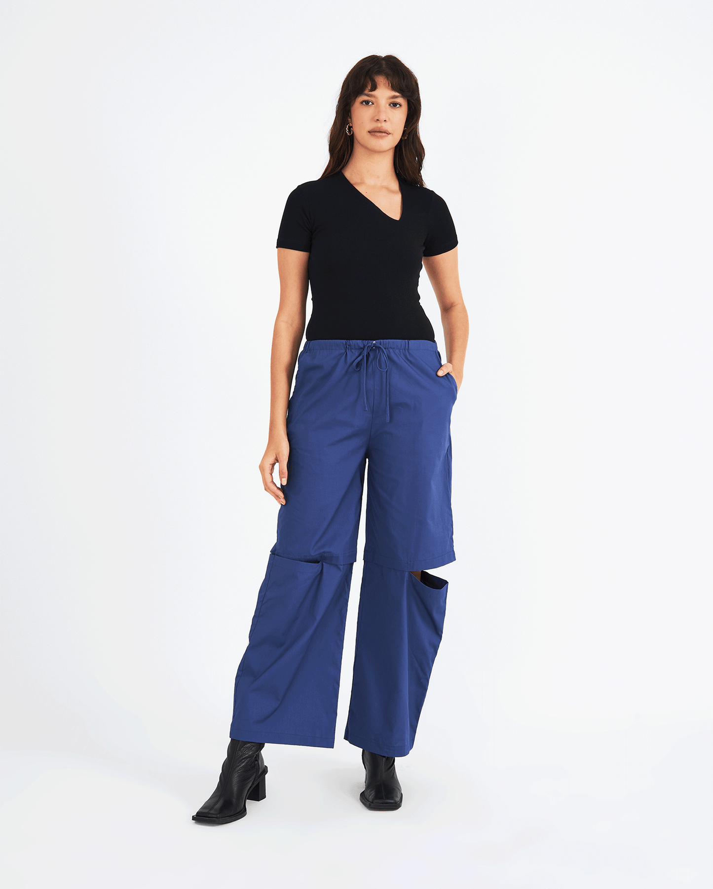 BLUE PANTS