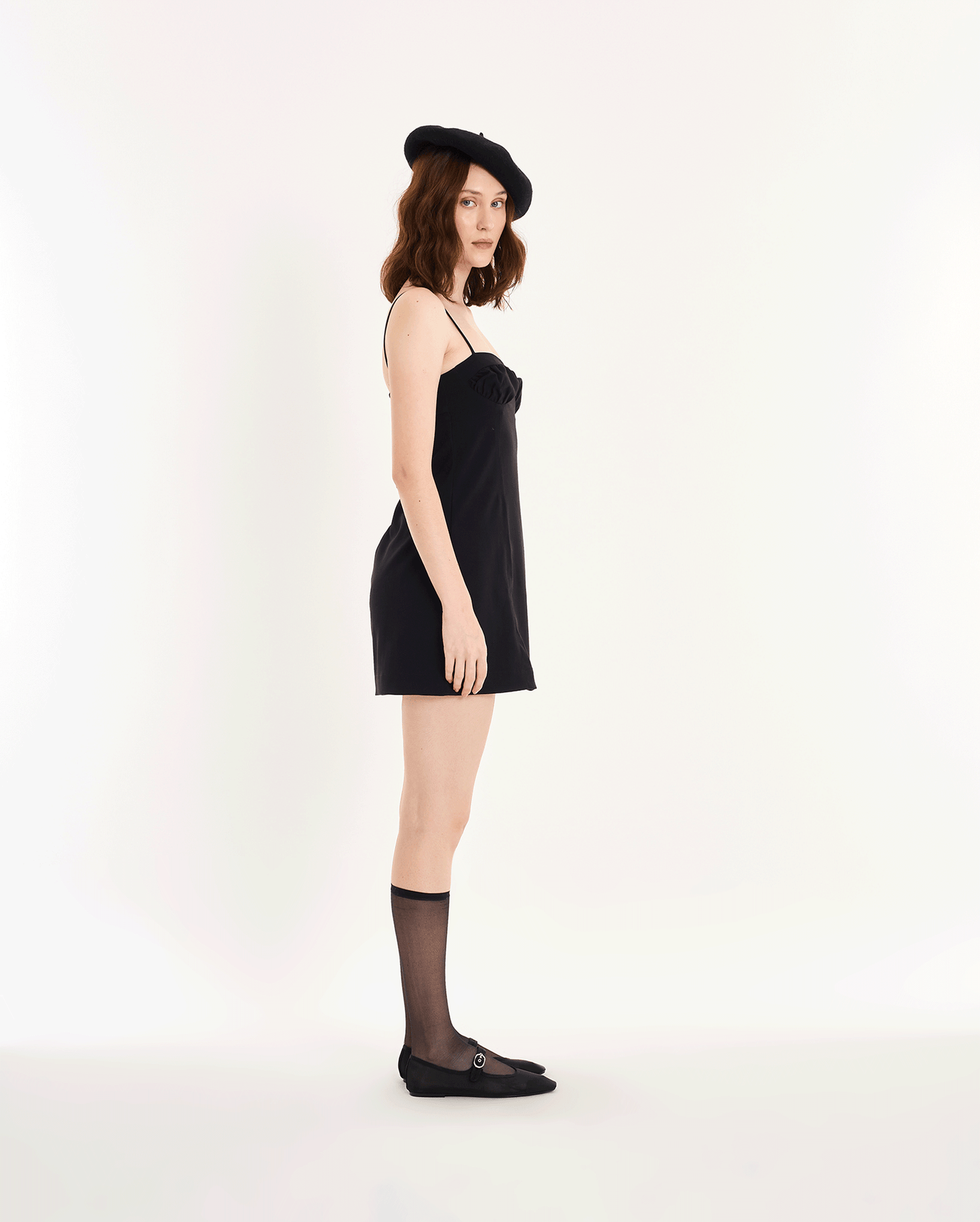 VESTIDO PRETO