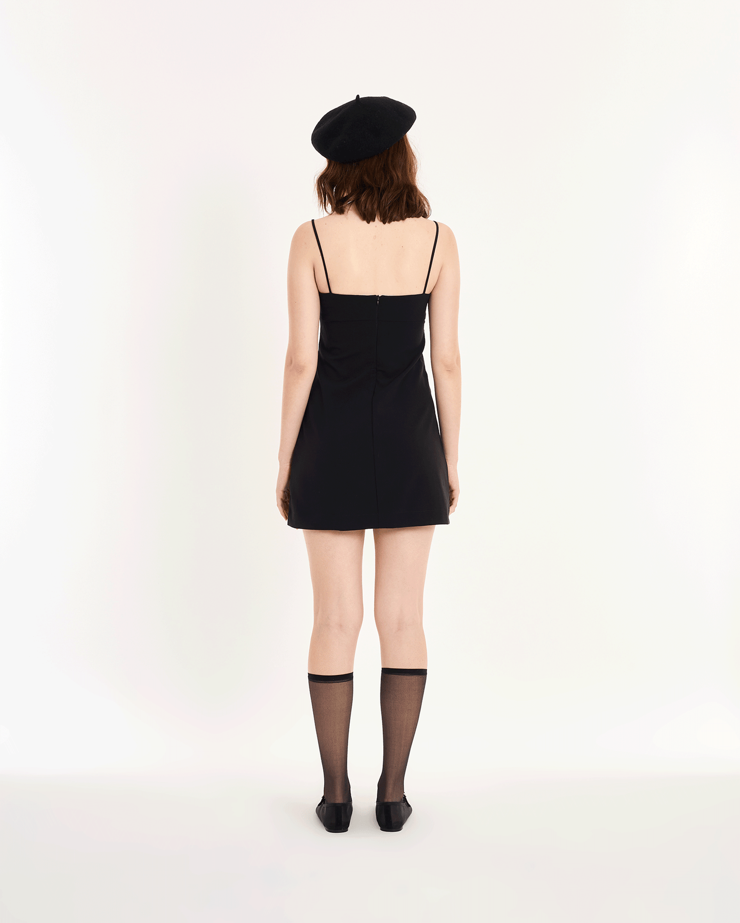 VESTIDO PRETO