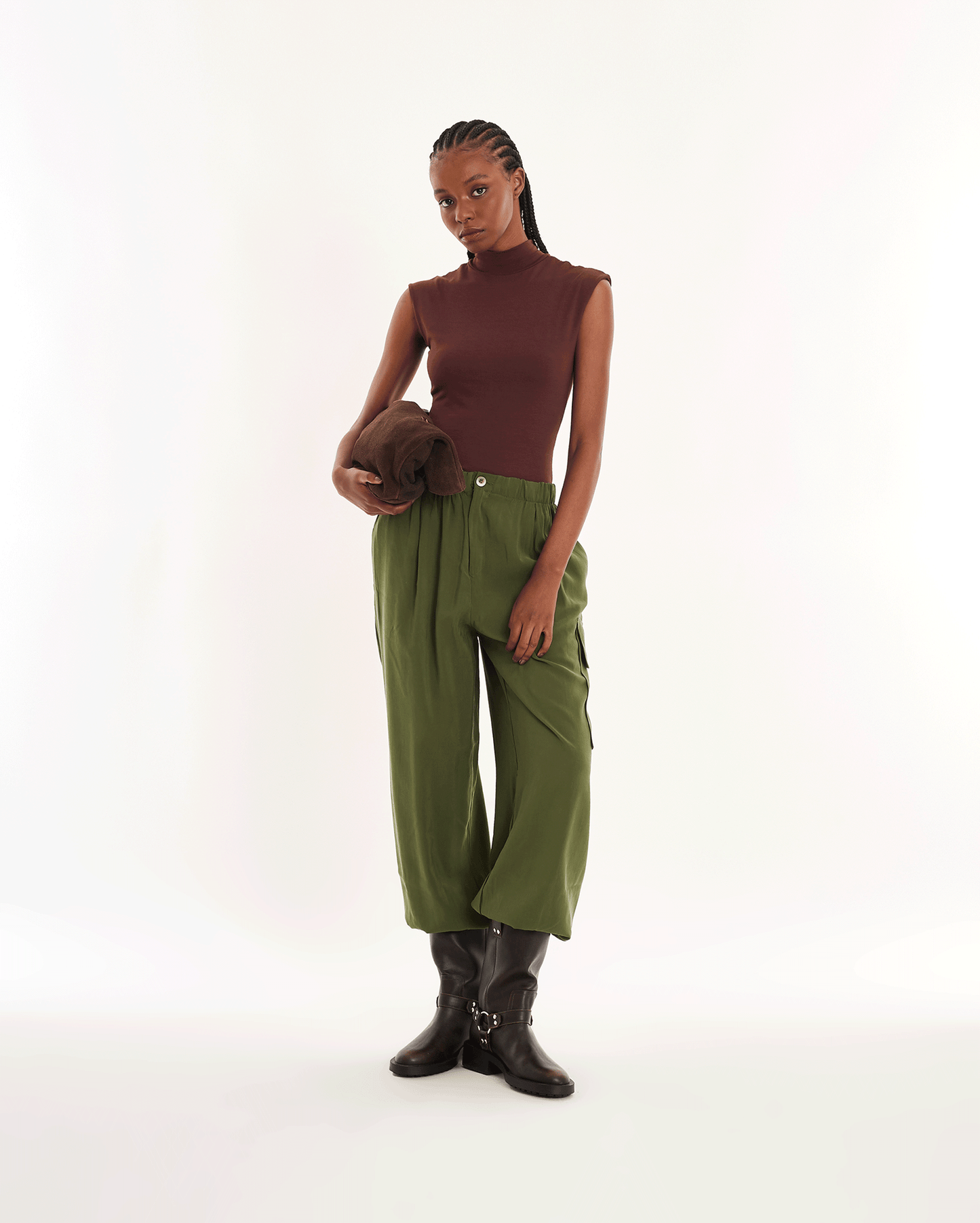 PANTALONES VERDES