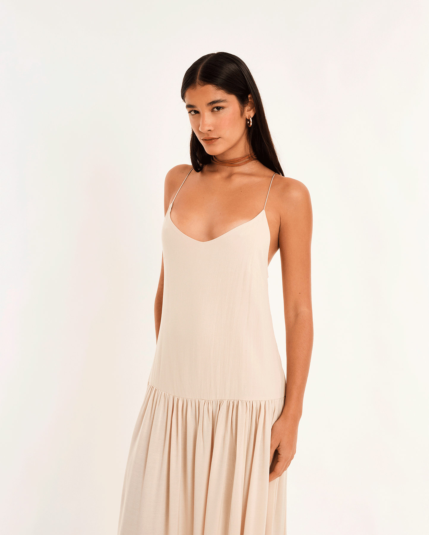 VESTIDO BEIGE