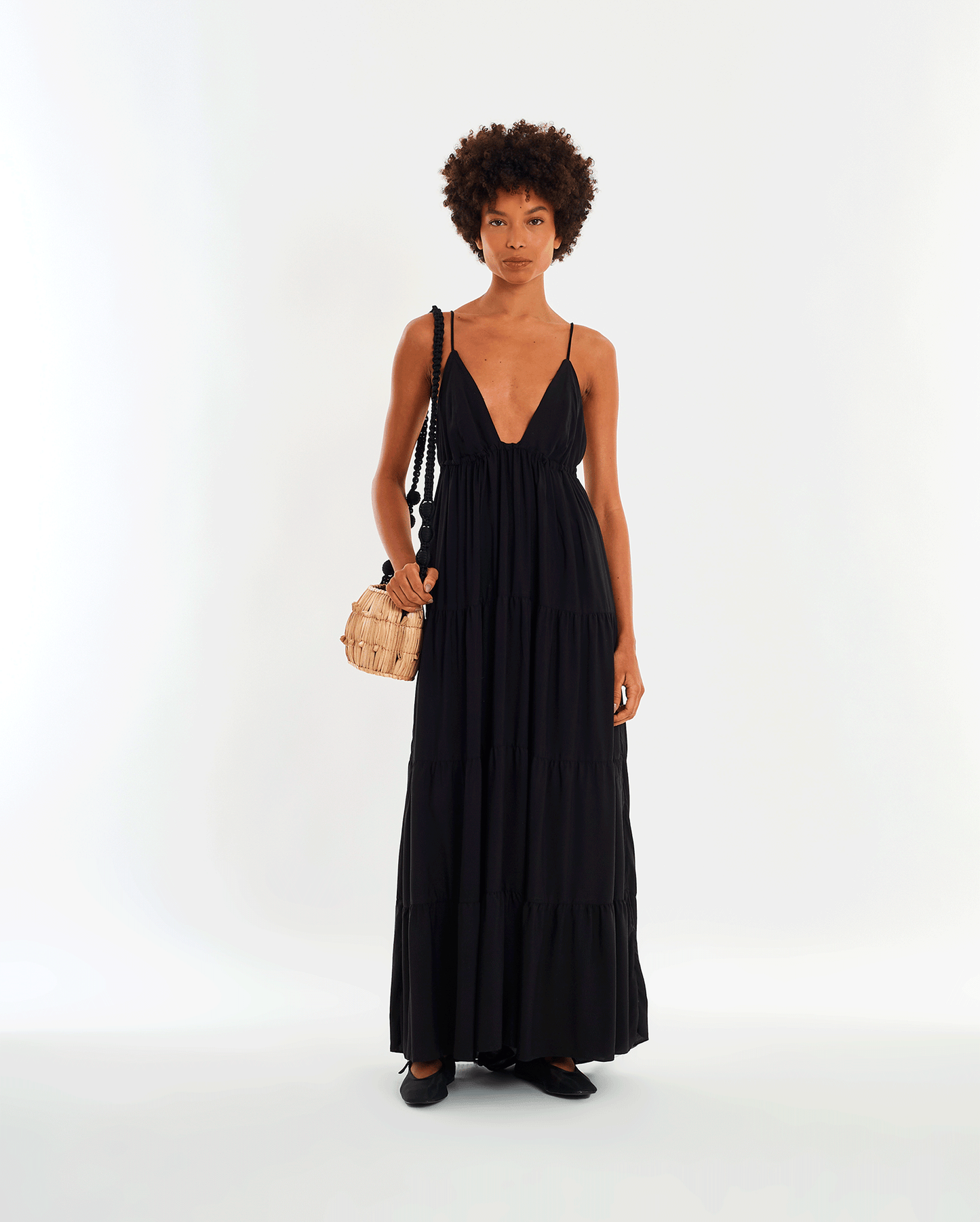 VESTIDO NEGRO