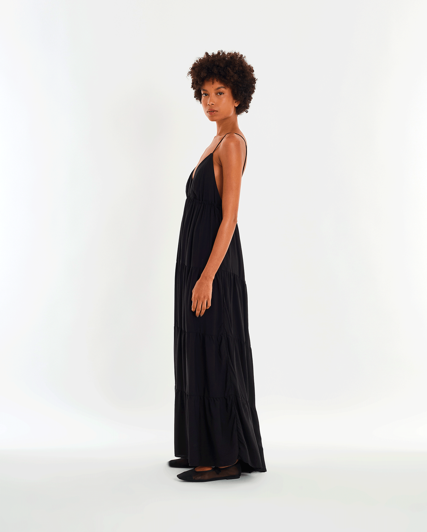 VESTIDO NEGRO