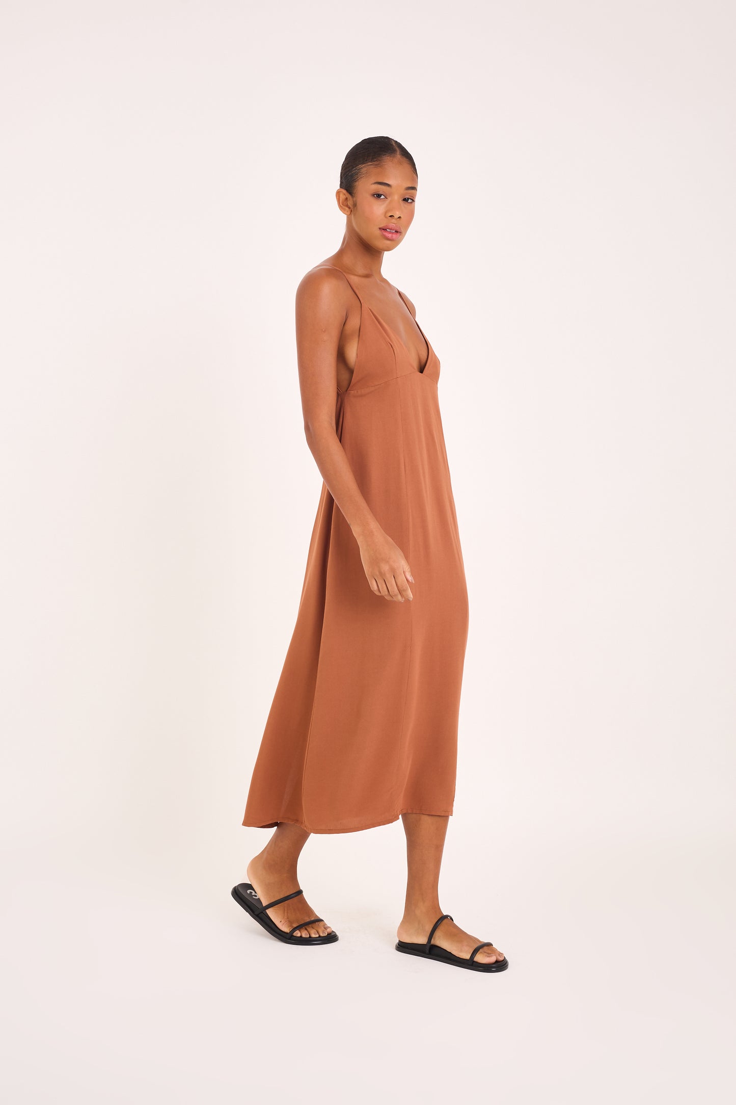 BROWN BOSSA VIN DRESS