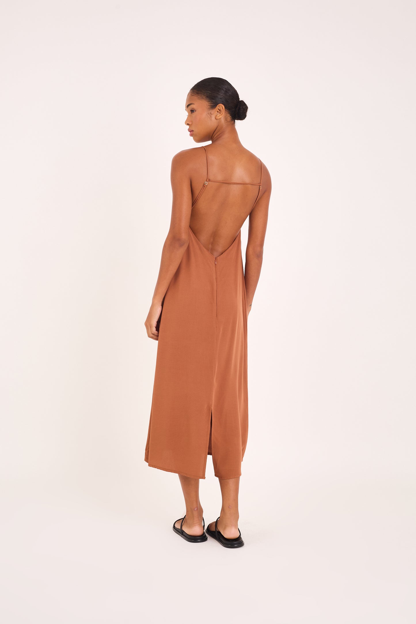 BROWN BOSSA VIN DRESS