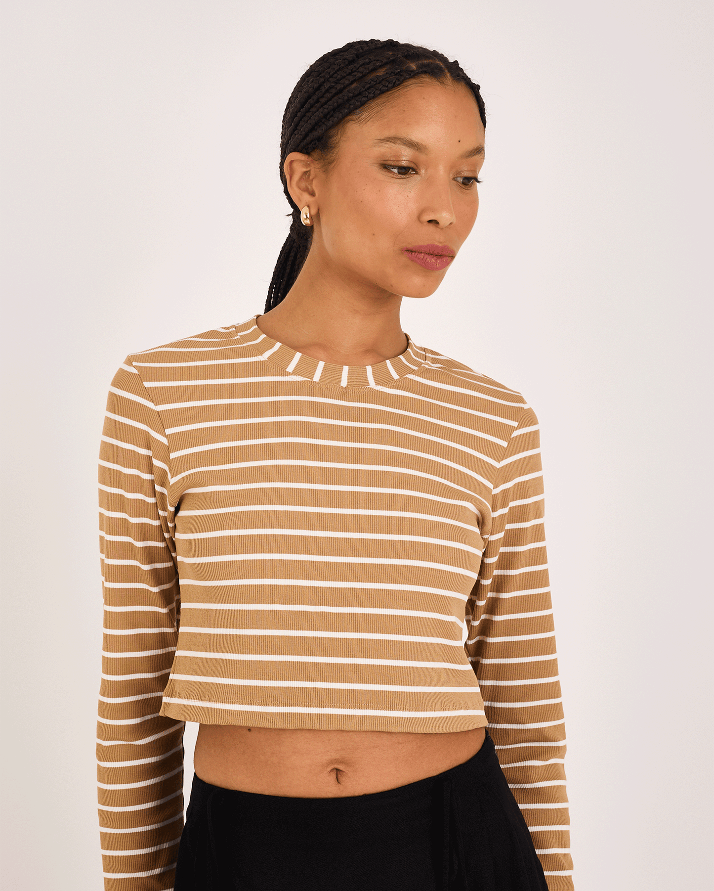 BEIGE STRIPED KAI STRIPED SHORT SLEEVE T-SHIRT