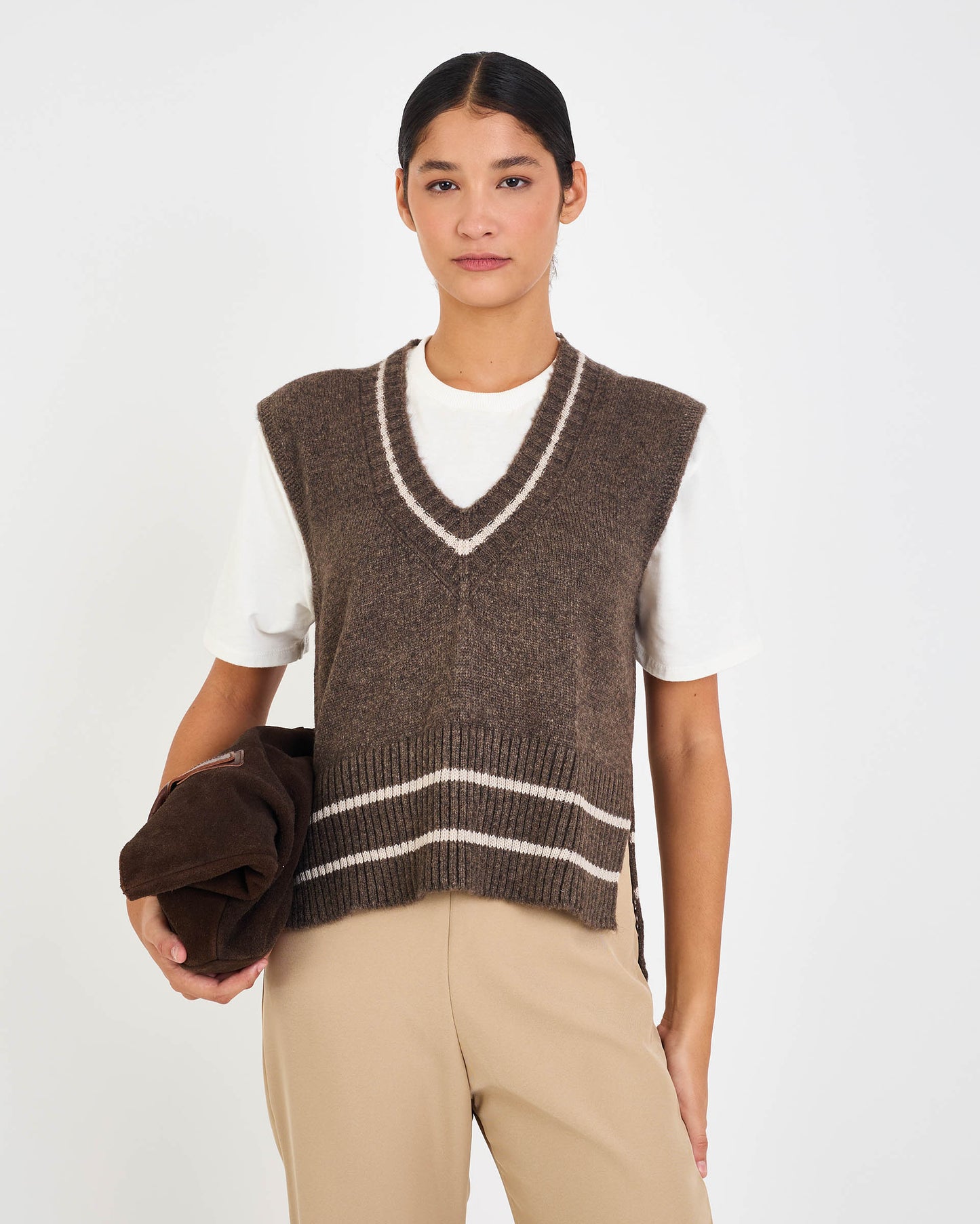 BROWN FAL KNITTED VEST