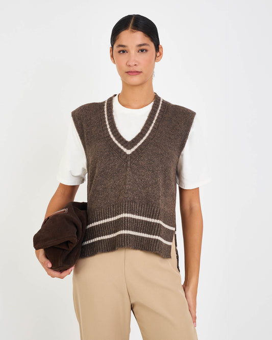 BROWN FAL KNITTED VEST