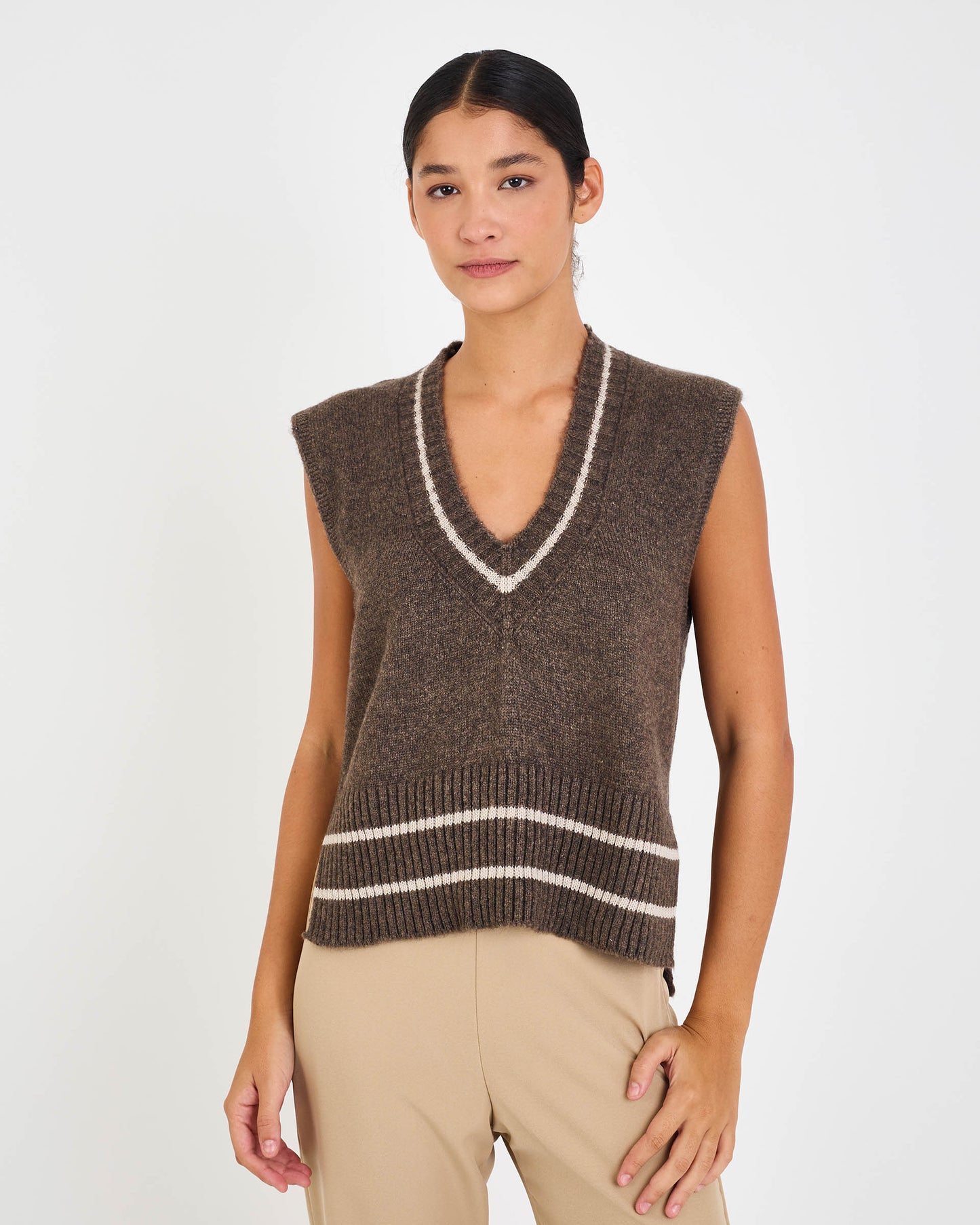 BROWN FAL KNITTED VEST