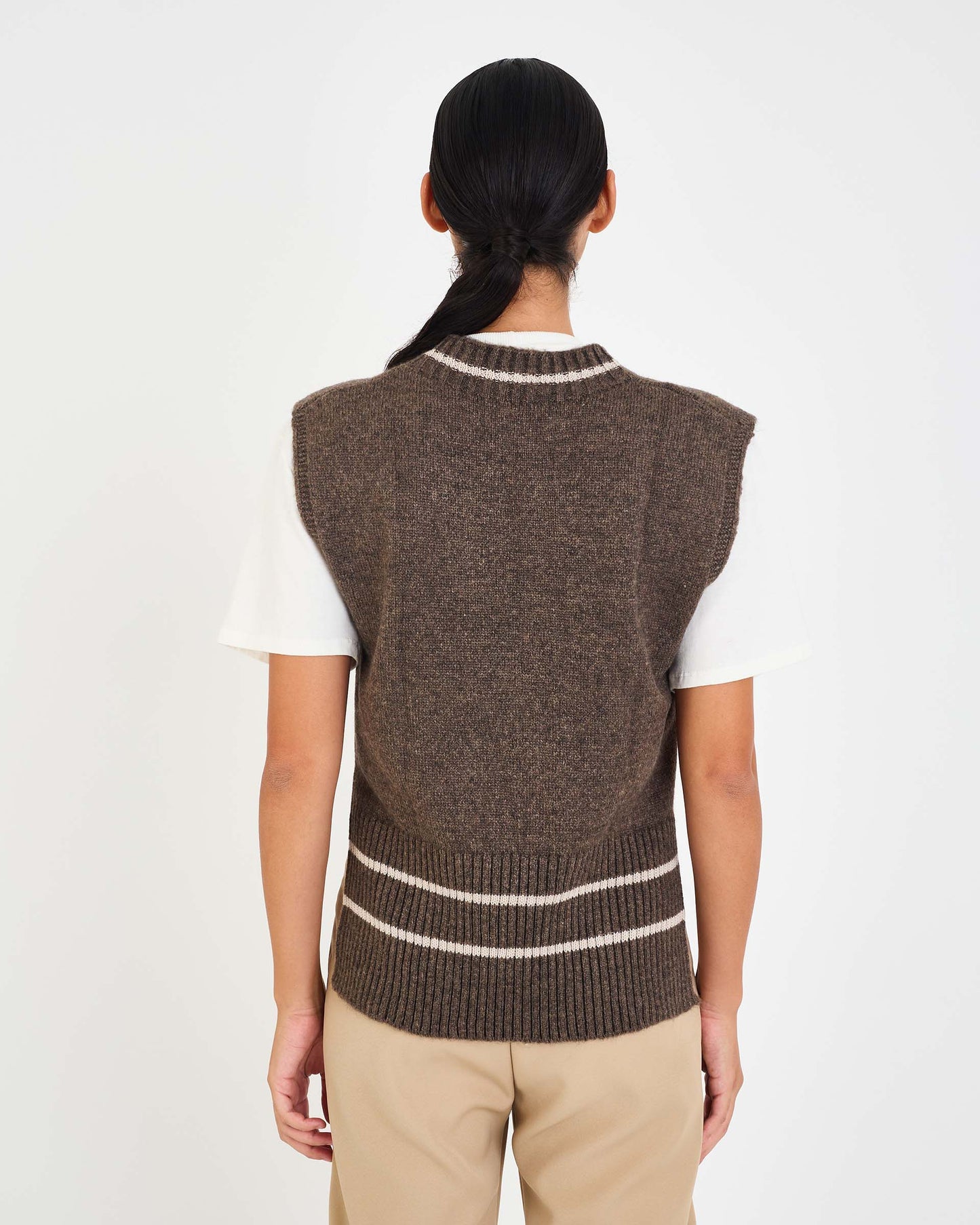BROWN FAL KNITTED VEST