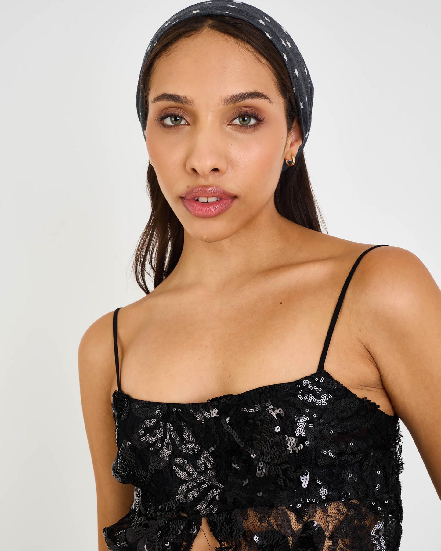 BLACK VIB SEQUINS BLOUSE