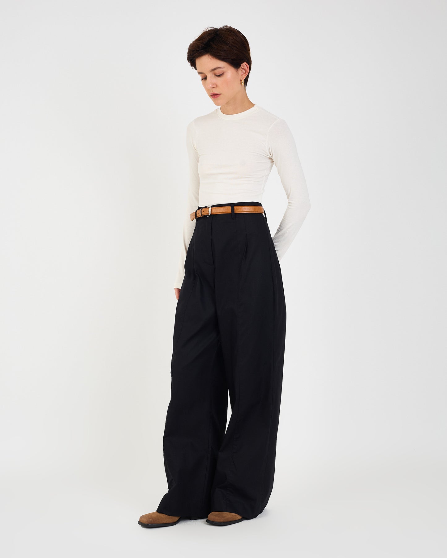 BLACK EPO CUTOUT PANTS